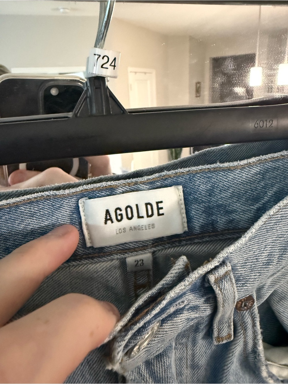 AGOLDE 90’s Jeans Size 23 High Rise Organic Cotton Light Wash Distressed - Picture 3 of 5